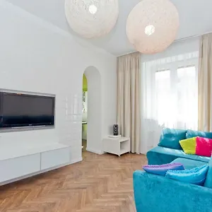 Apartament Luxury And Comfortable- Golden Apartments- Royal Street, Warszawa
